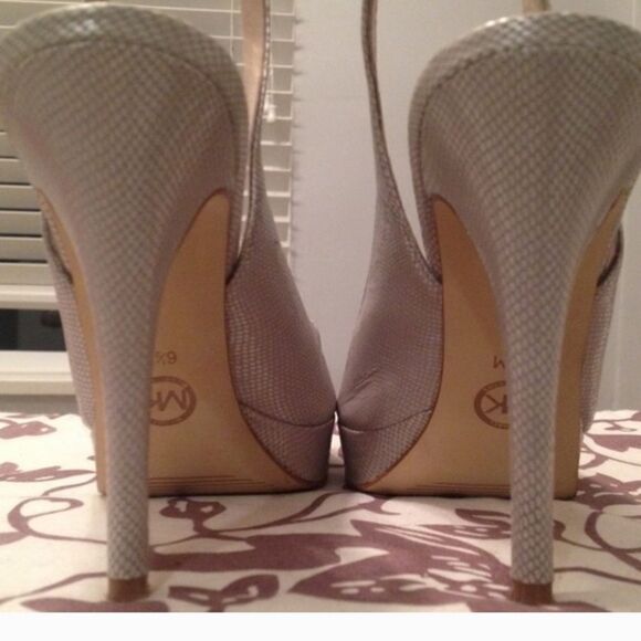 Michael Kors Gray peep slingback heel - Picture 3 of 5